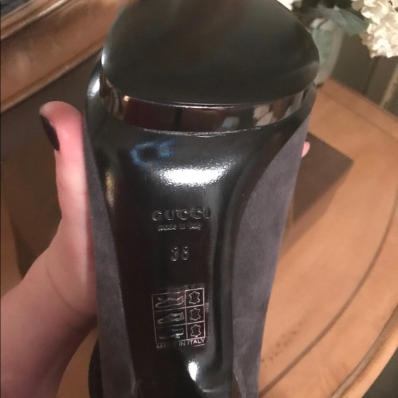 Gucci Scamosciato foldover booties - Picture 4 of 10